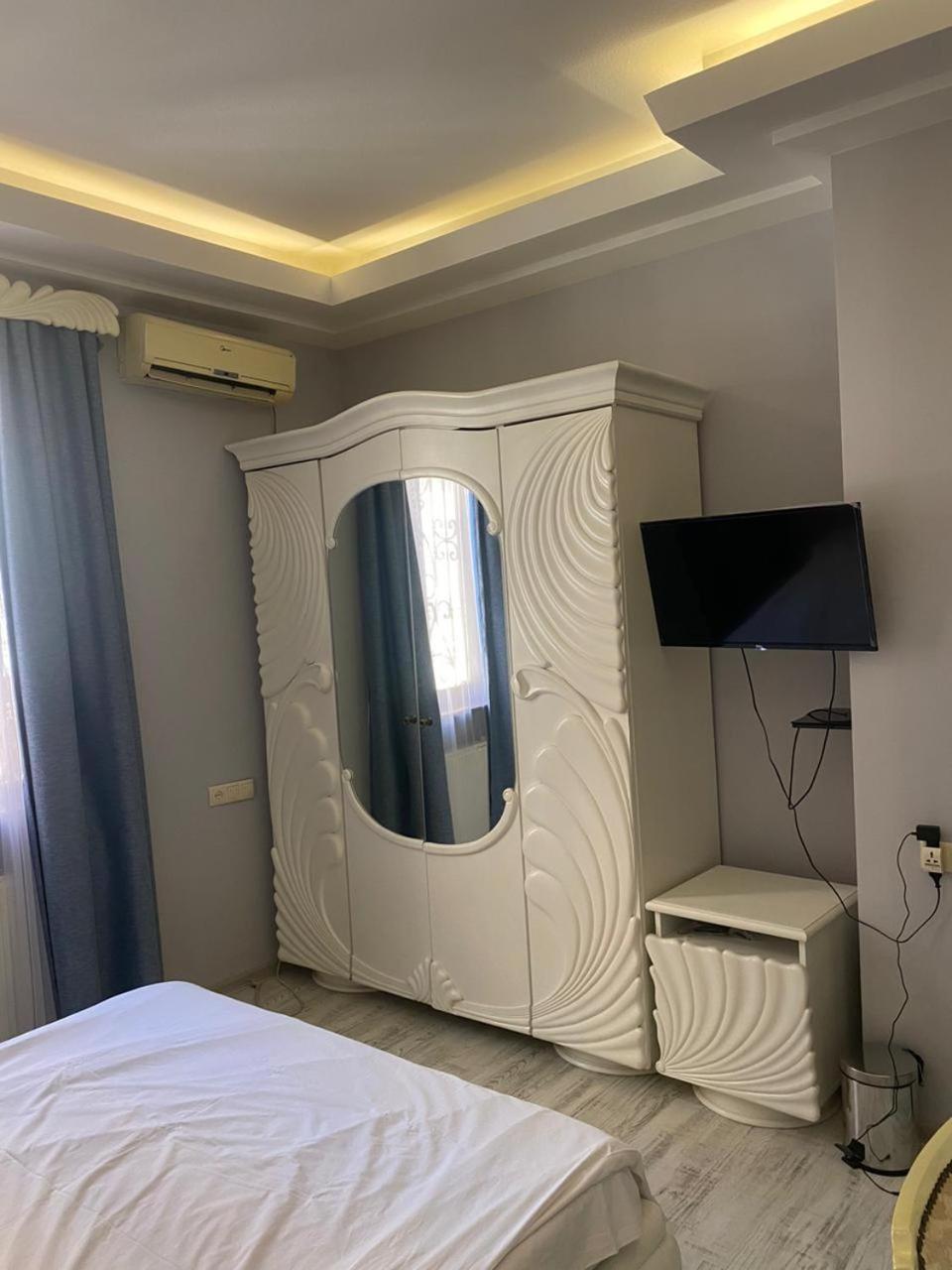 K17 Mini Hotel Тбілісі Екстер'єр фото
